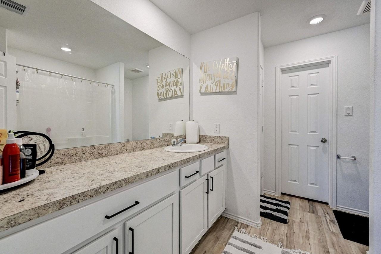 1702 Campos Ct - Photo 5 of 25