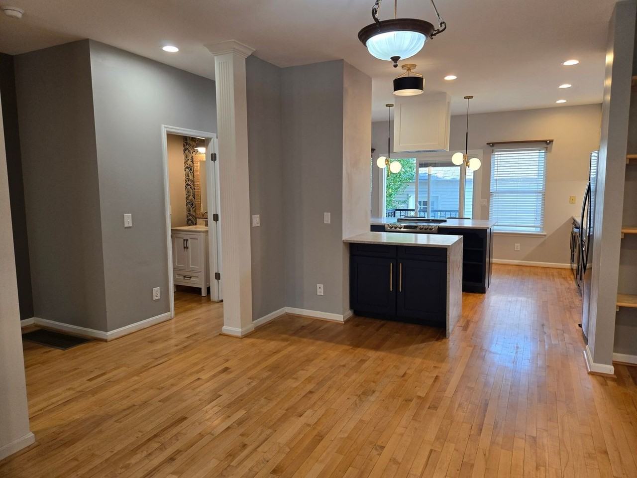 929 Weninger Cir - Photo 3 of 31