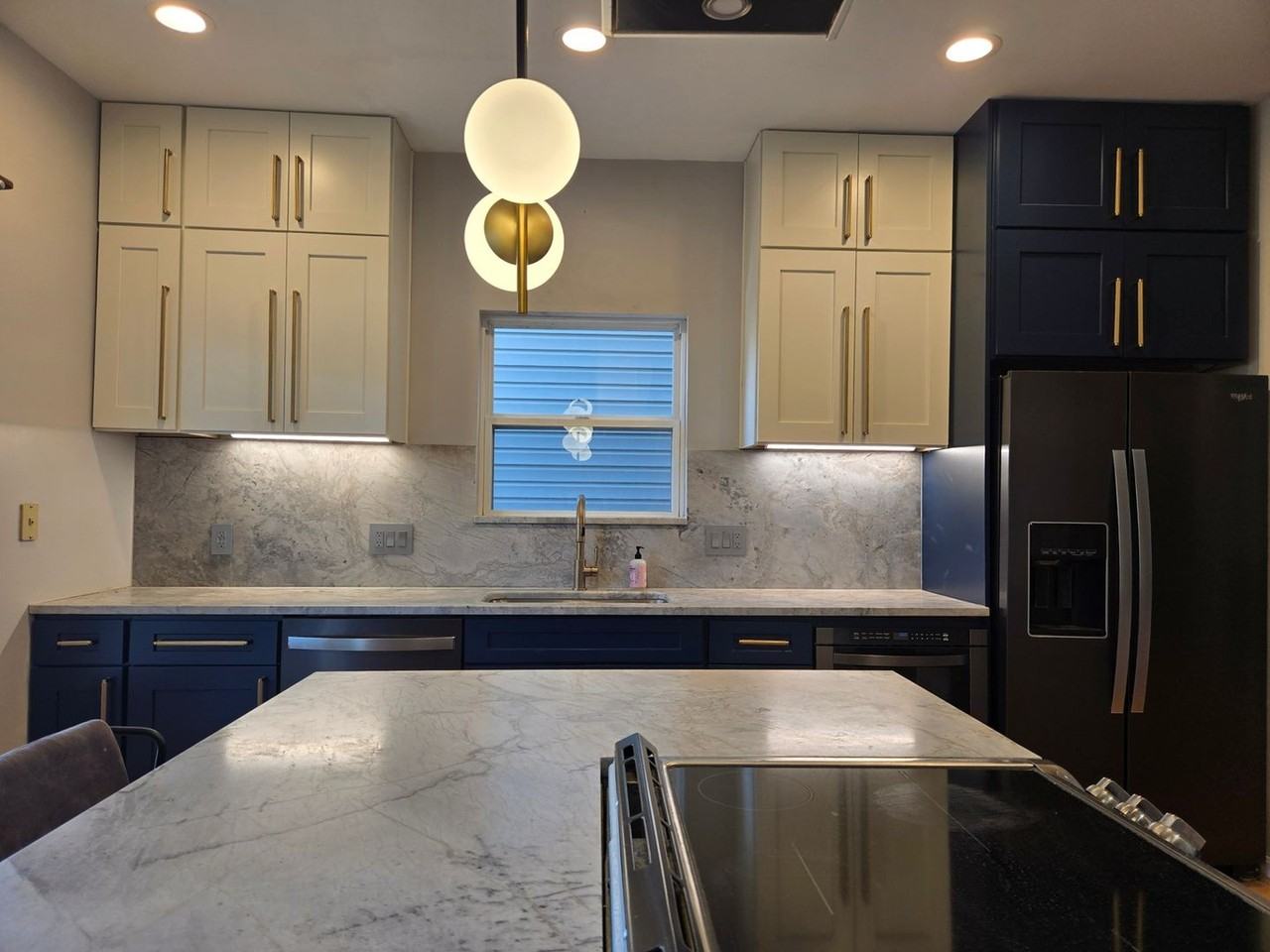 929 Weninger Cir - Photo 4 of 31