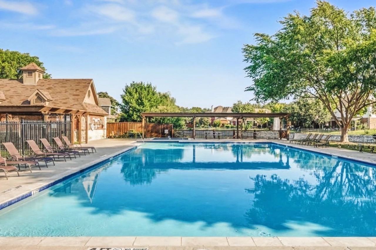 11146 Clearstream Ln - Photo 4 of 39