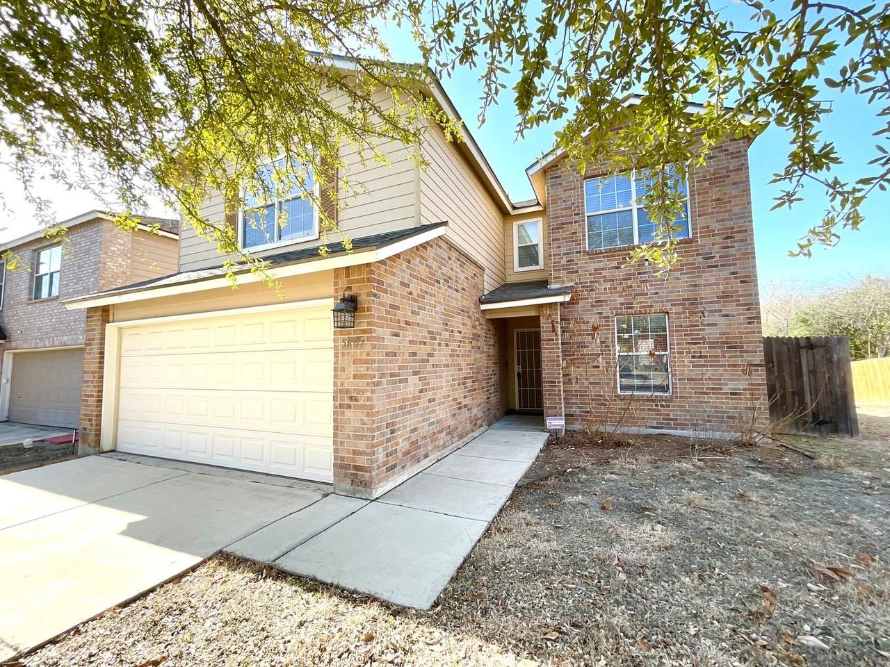 5605 Caraway Bnd - Photo 2 of 31