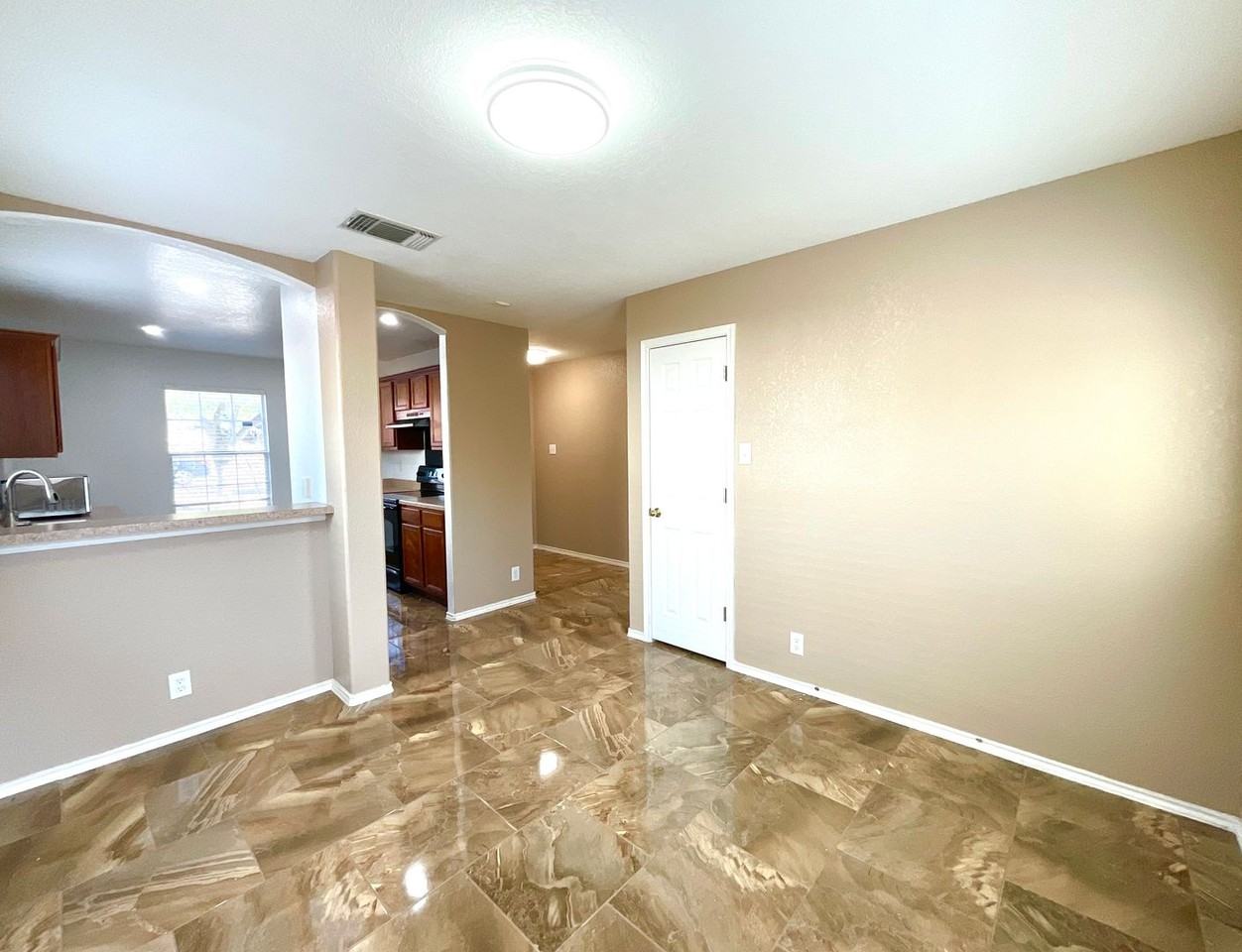 5605 Caraway Bnd - Photo 5 of 31