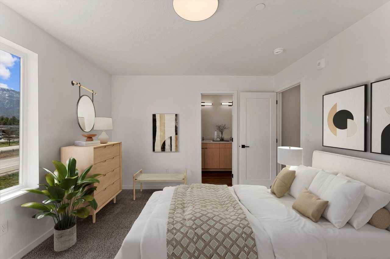 Coal Creek Townhomes - Photo 4 of 50