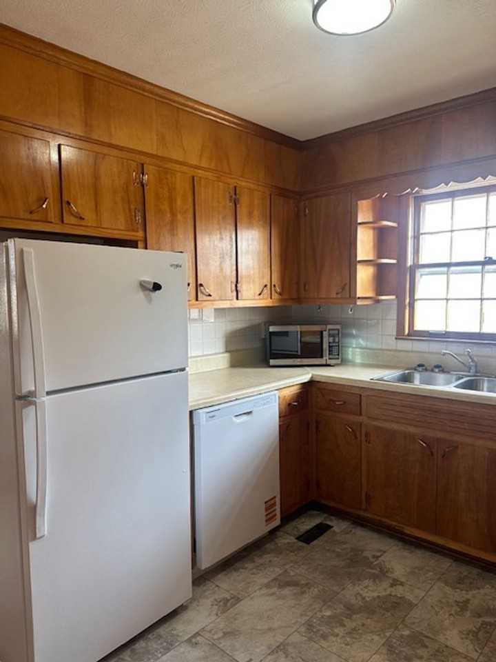 3946 Andersonville Hwy - Photo 6 of 14