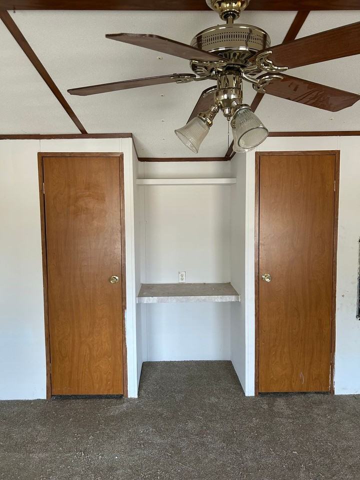 1066 Reynolds Pond Rd - Photo 5 of 7