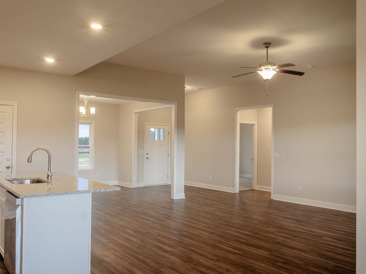 140 Griffith Ln - Photo 6 of 19