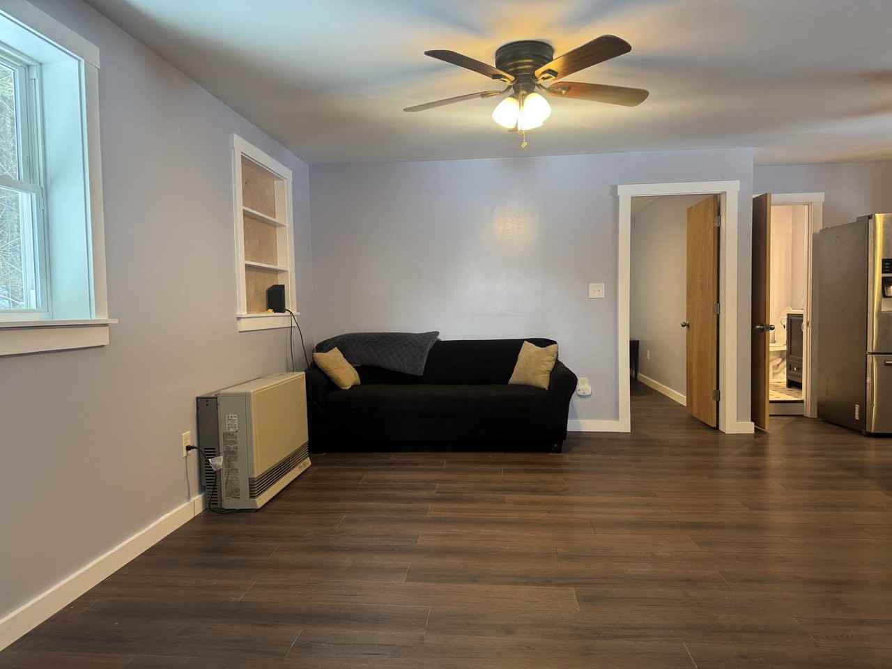 319 319 Victory Drive - Photo 3 of 10