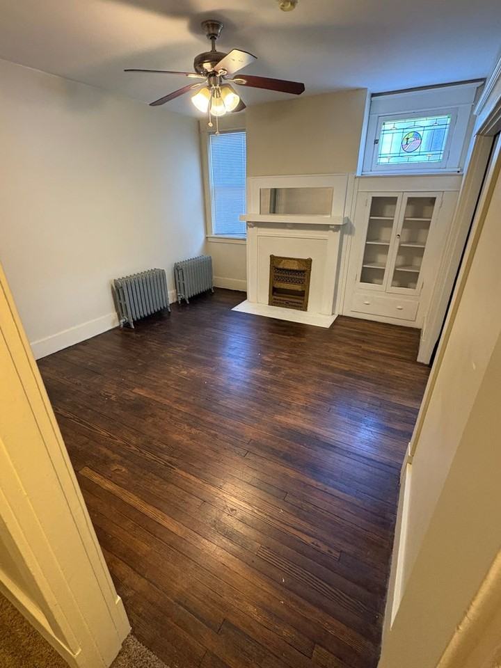 1663 Montpelier Ave - Photo 2 of 8