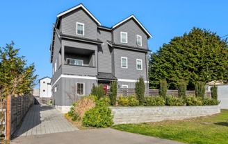 206 N 100th St #2 - Photo 1 of 1