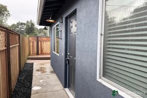 featured image of 713 Pepper Dr