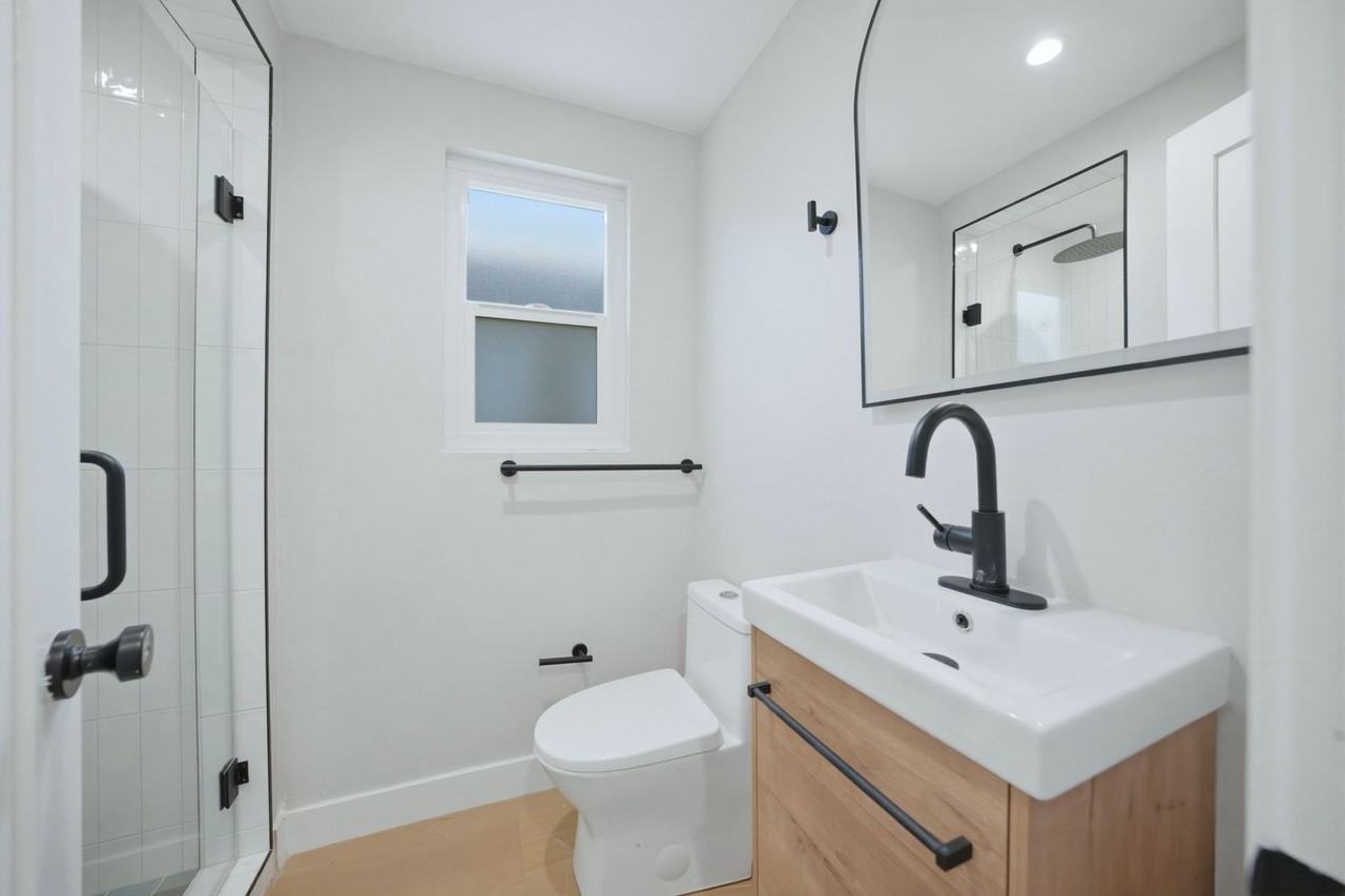 5339 E Ocean Blvd - Photo 5 of 8