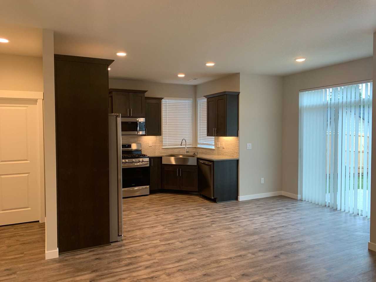 17005 Ne 18th Ave - Photo 5 of 31