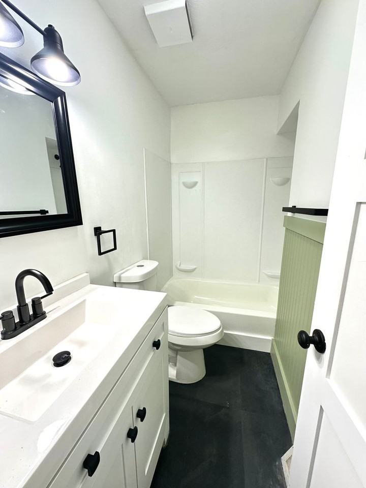 243 Orville Way - Photo 7 of 10