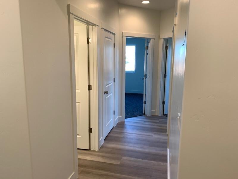 3322 E Holly Dr - Photo 5 of 14