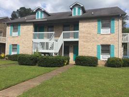 featured image of 5006 Chancellor Sq Nw