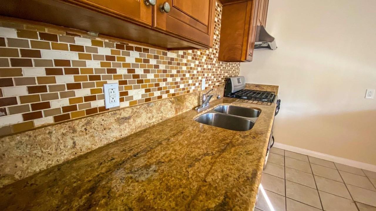 250 Cliff Drive - Photo 7 of 28