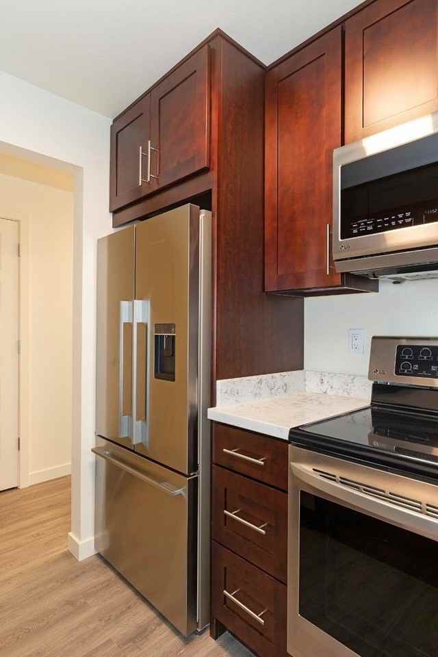 Luke Apartments - Photo 6 of 26