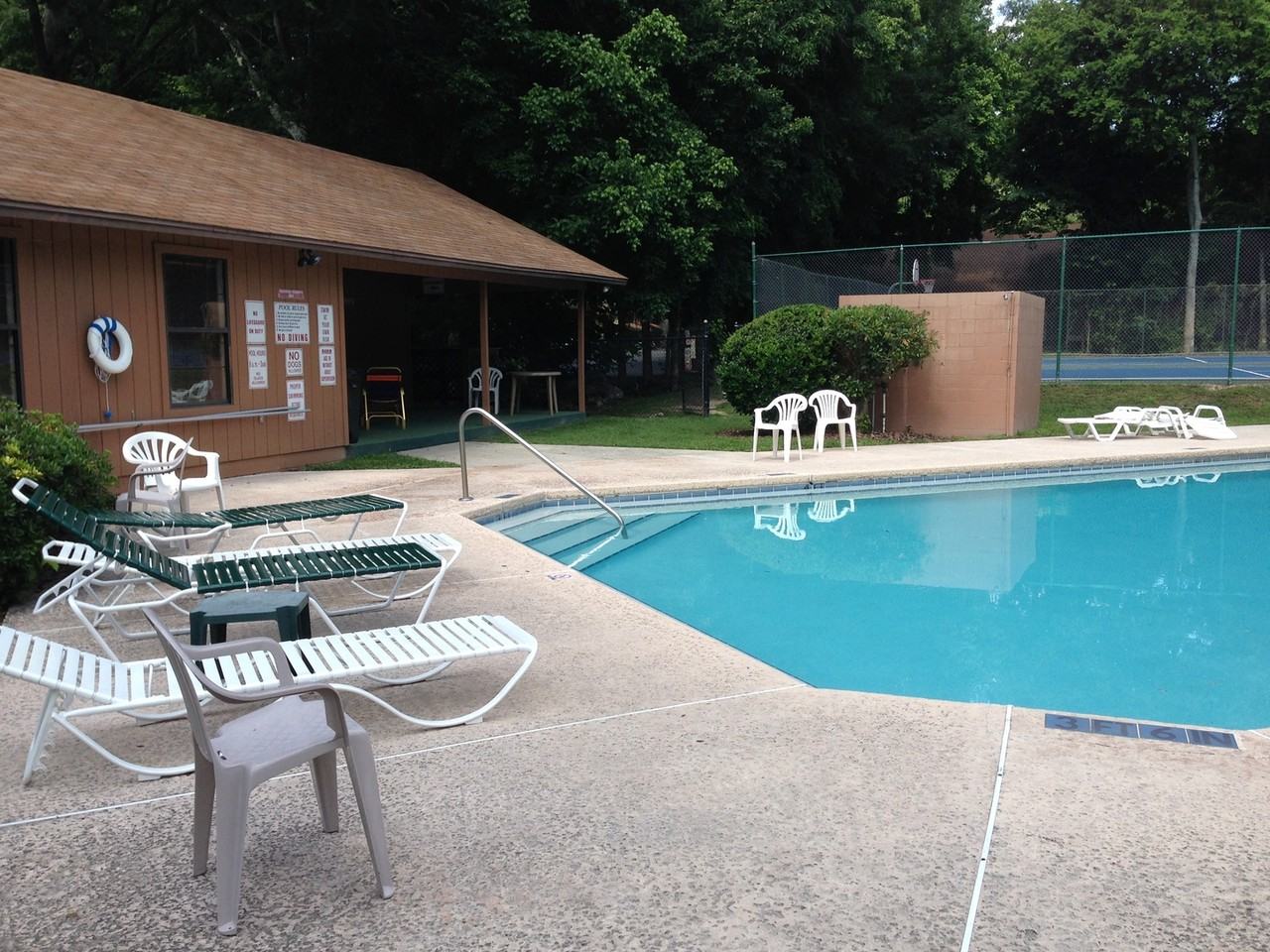 826 Sw 57th Ter - Photo 4 of 15