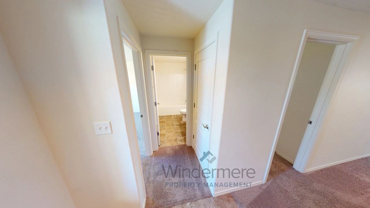 1171 Sw Virginia St - Photo 4 of 26