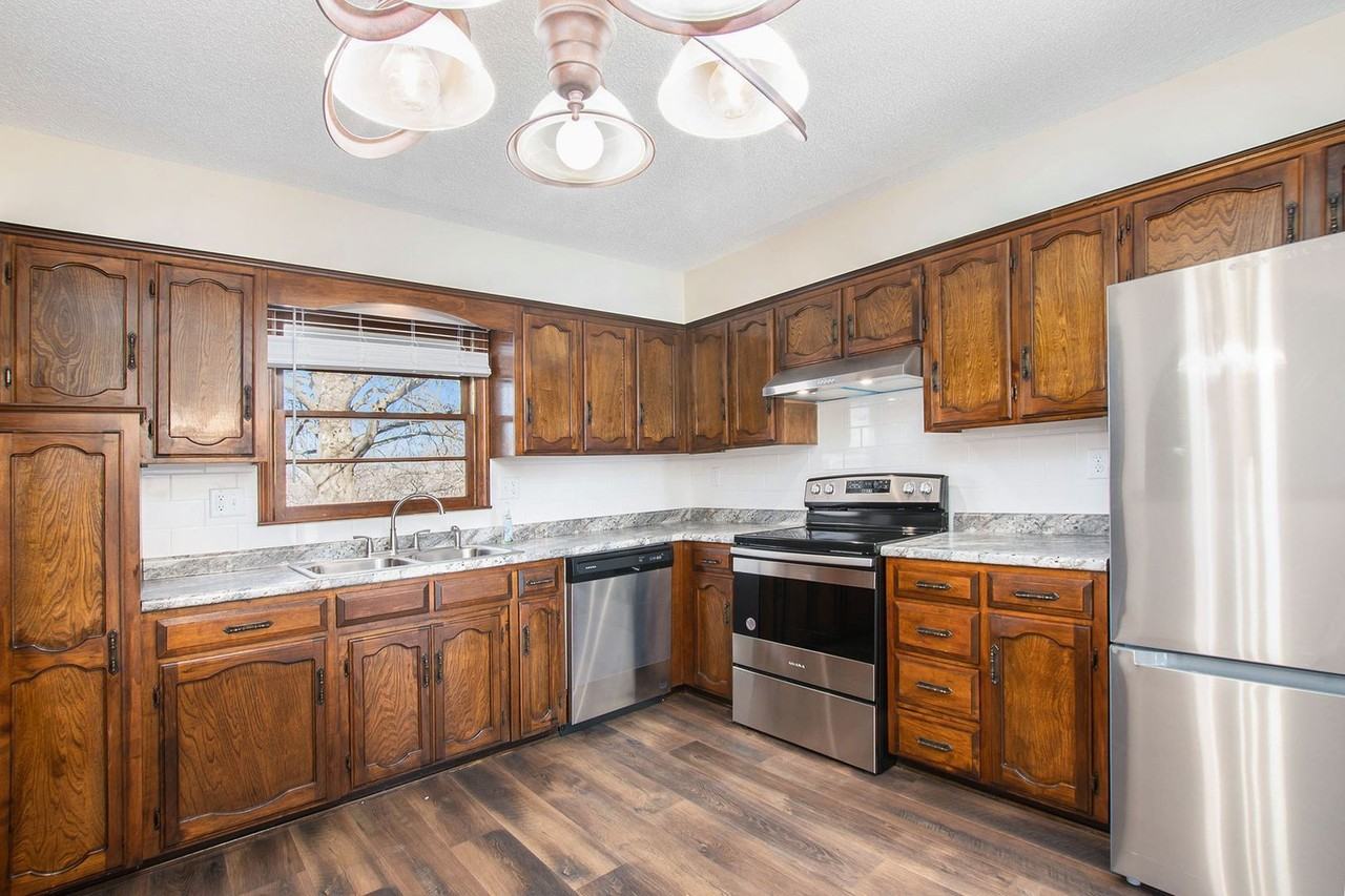 7016 Nw Blair Rd - Photo 2 of 17