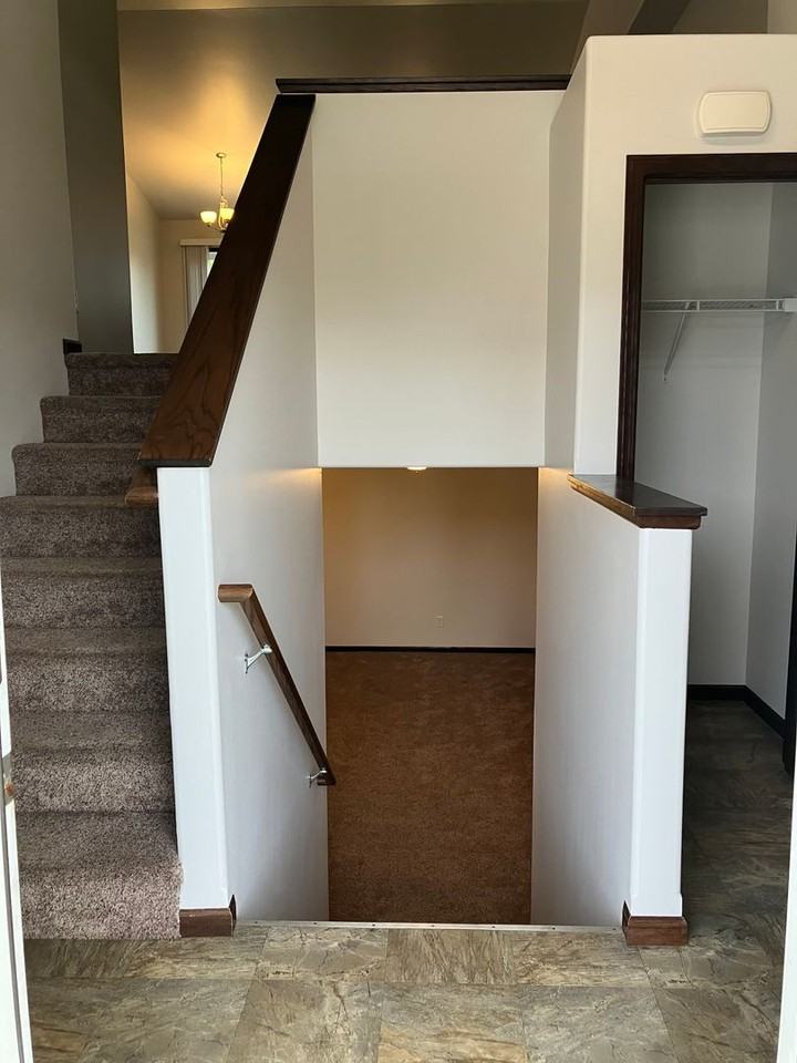 1320 13th St W - Photo 2 of 26