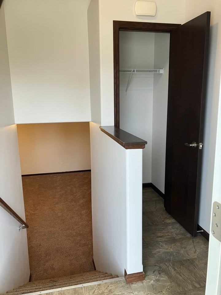 1320 13th St W - Photo 4 of 26