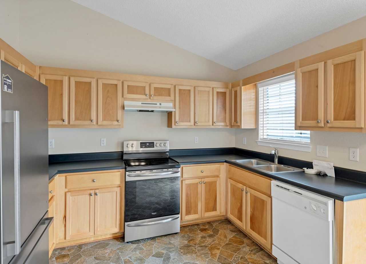 8959 Gristmill Way - Photo 7 of 20