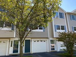 featured image of 1029 S Mammoth Rd #38