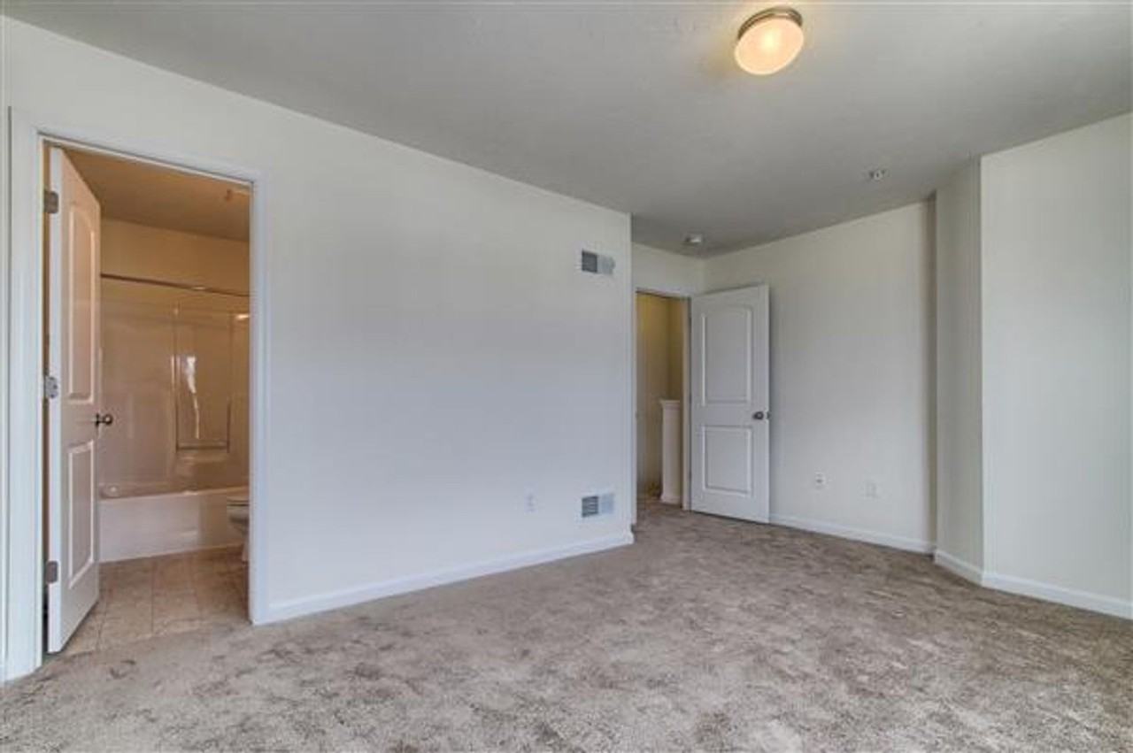 1167 Ledge Dr - Photo 7 of 15