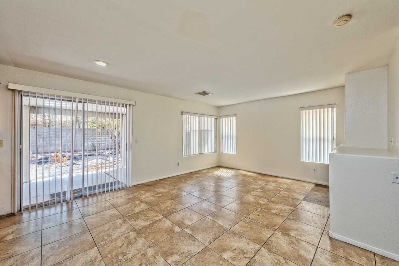 151 Muddy Creek Ave - Photo 3 of 17