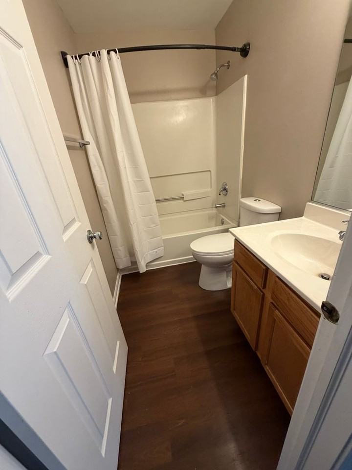 2279 Stoughton Dr - Photo 7 of 14