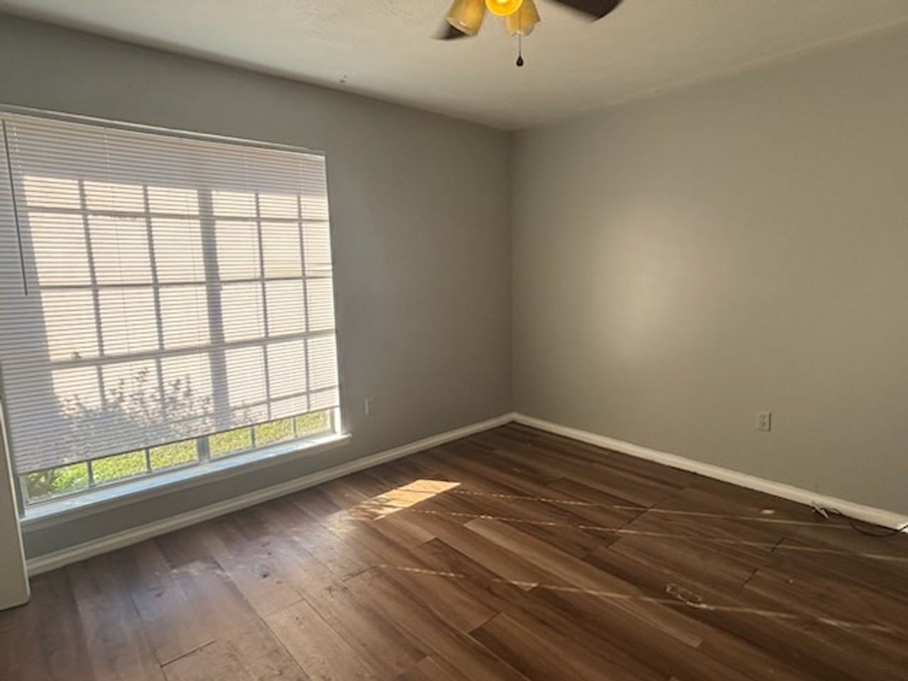 6716 George Washington Dr - Photo 6 of 9