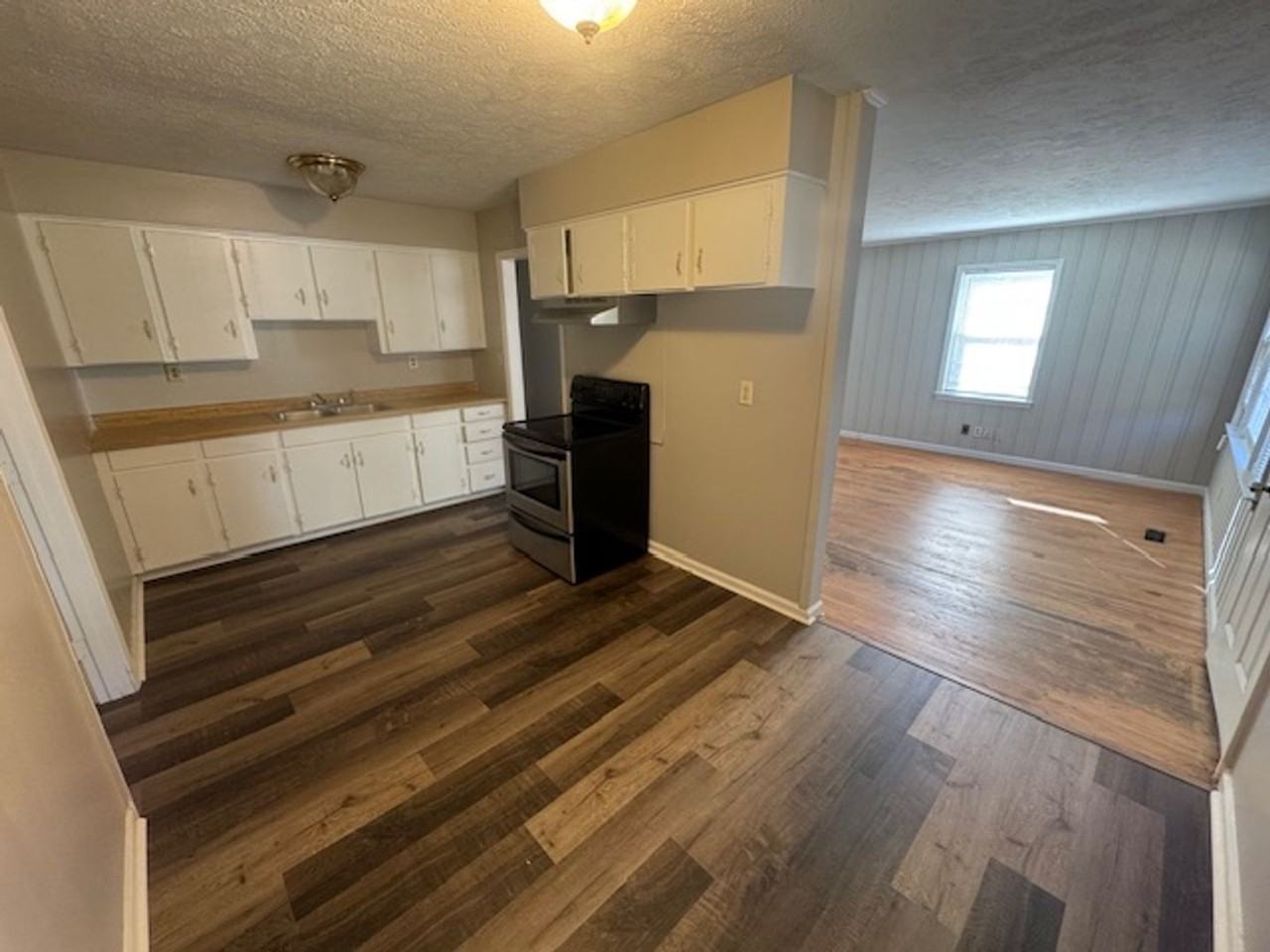 116 Alton Dr - Photo 3 of 8