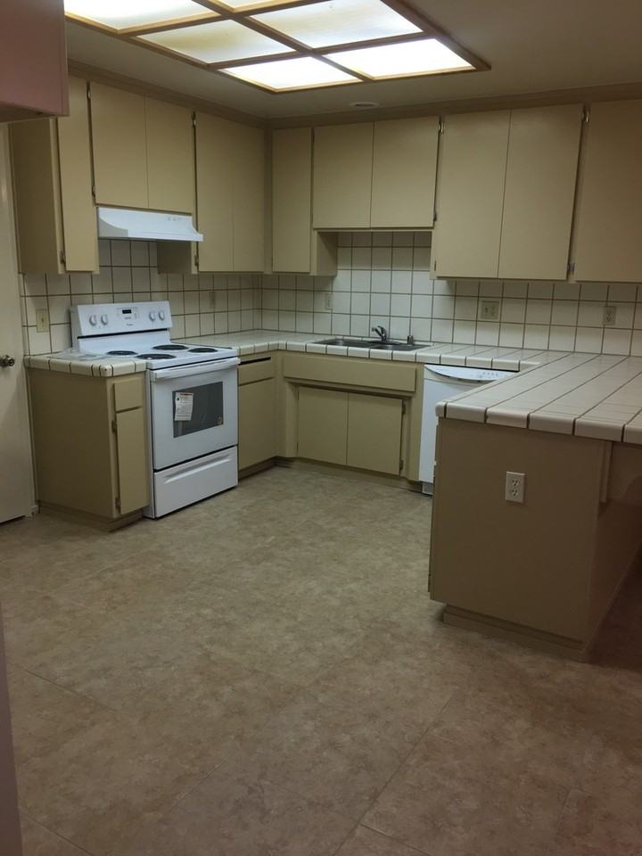 1180 Wilma Dr #A - Photo 4 of 14