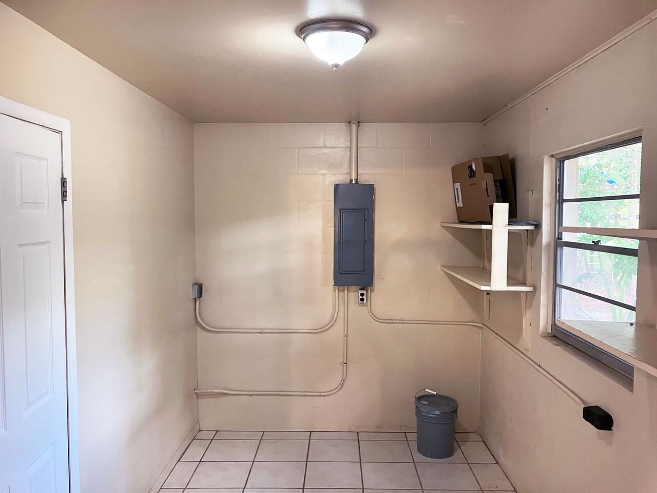 3504 Nw 51st Ave - Photo 6 of 20