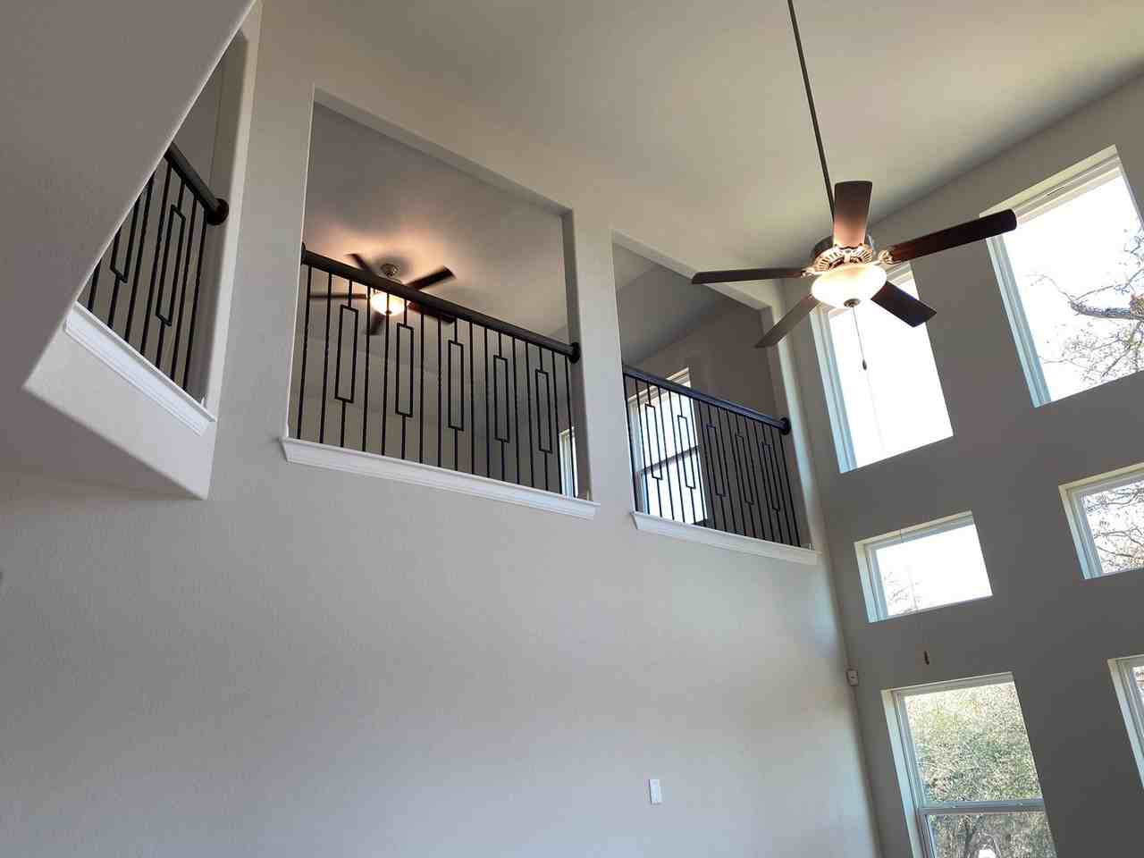 370 Bright Star Ln - Photo 3 of 28