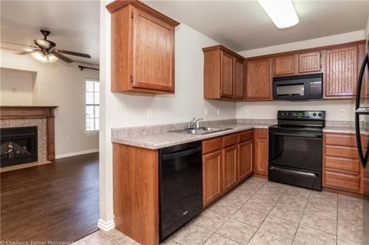 3534 W Chevaux Dr - Photo 6 of 16