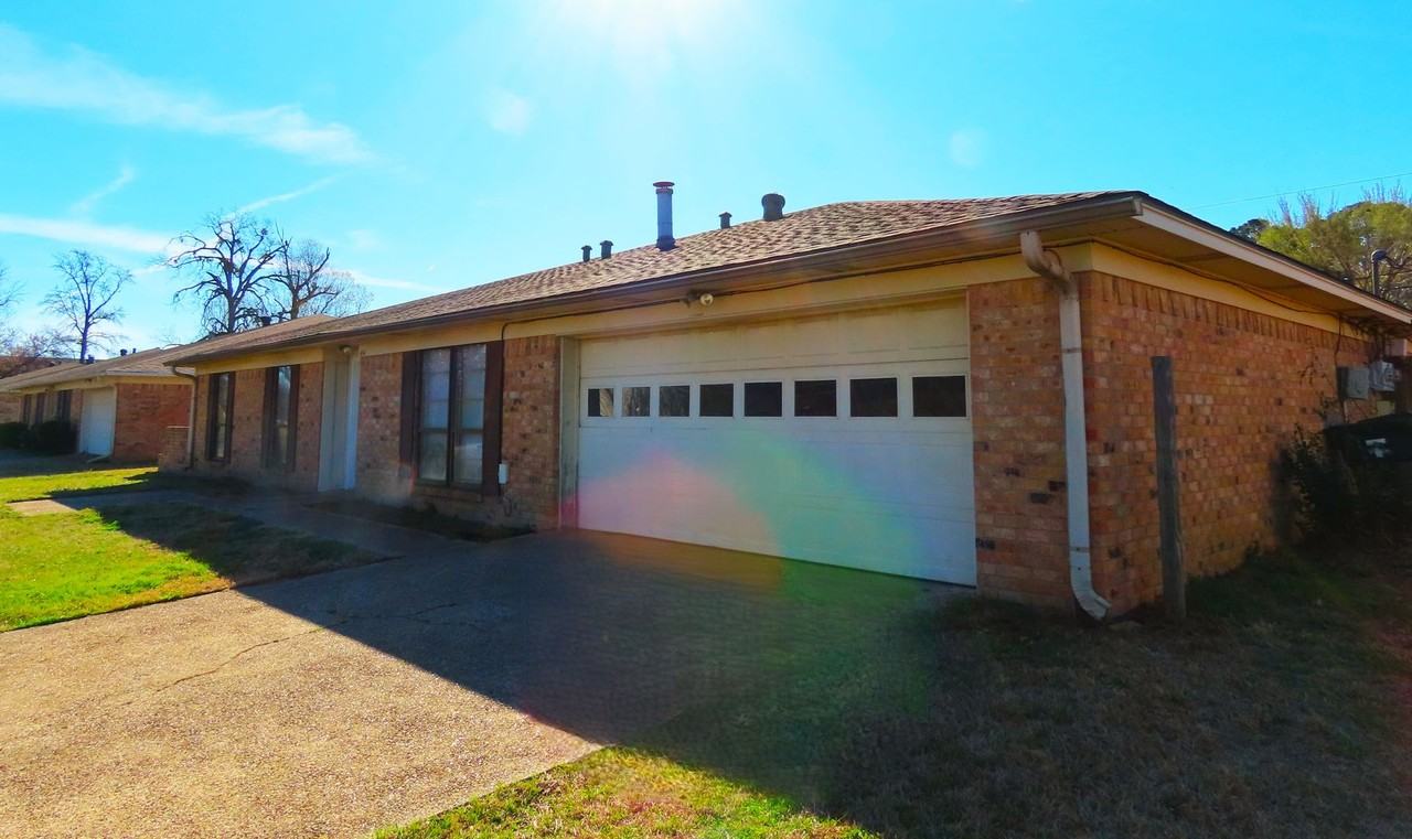 414 Muller Garden Rd - Photo 2 of 29