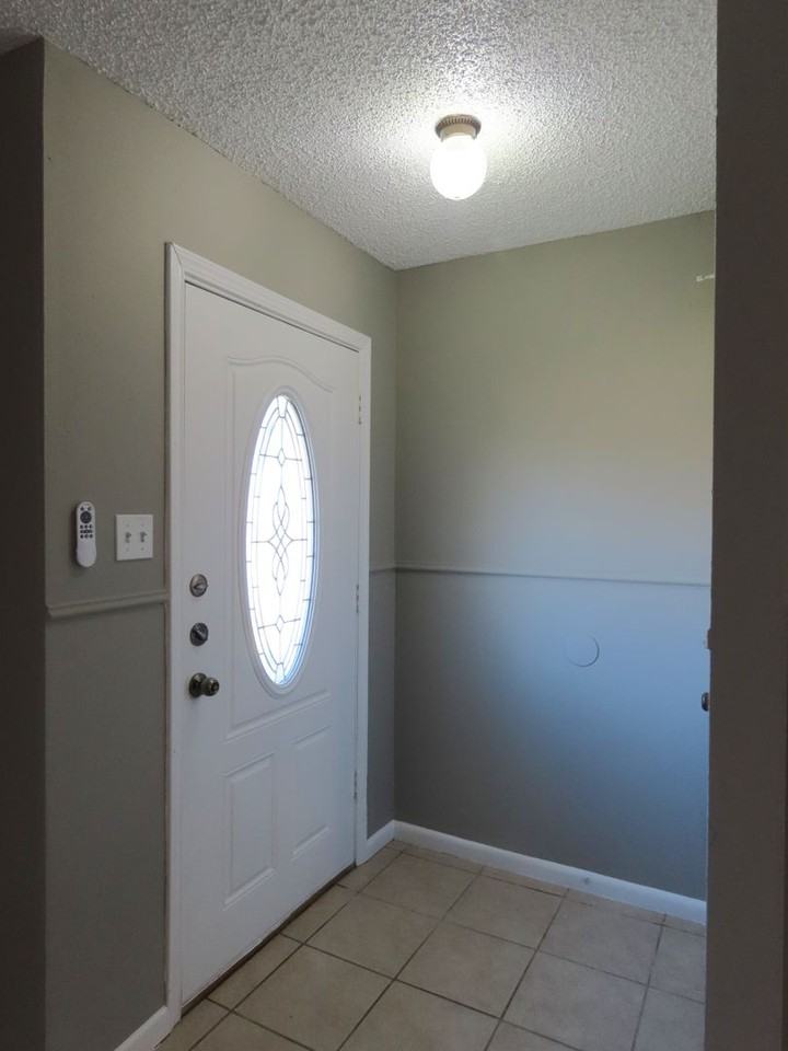 414 Muller Garden Rd - Photo 4 of 29