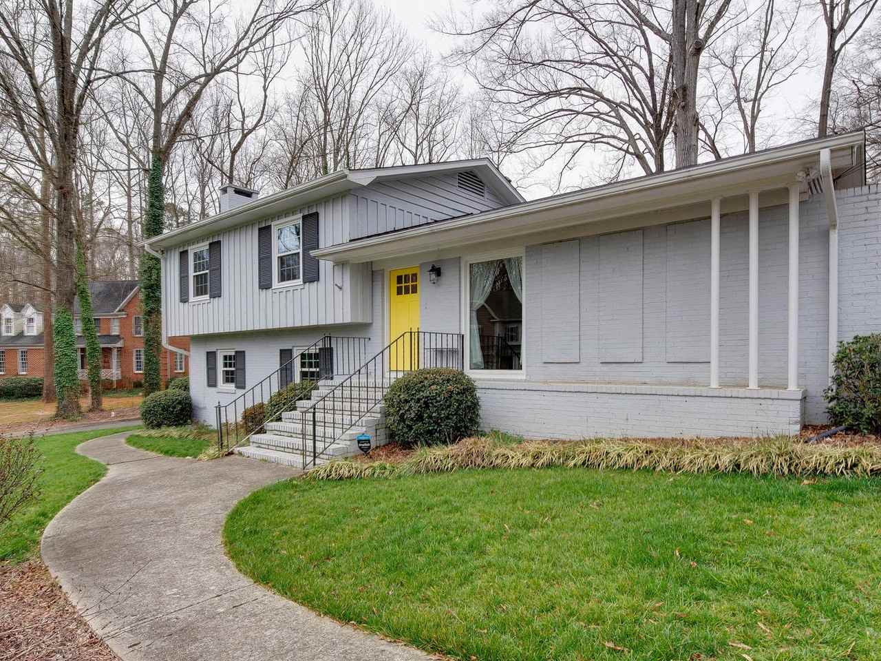 7026 Morganford Rd - Photo 2 of 47