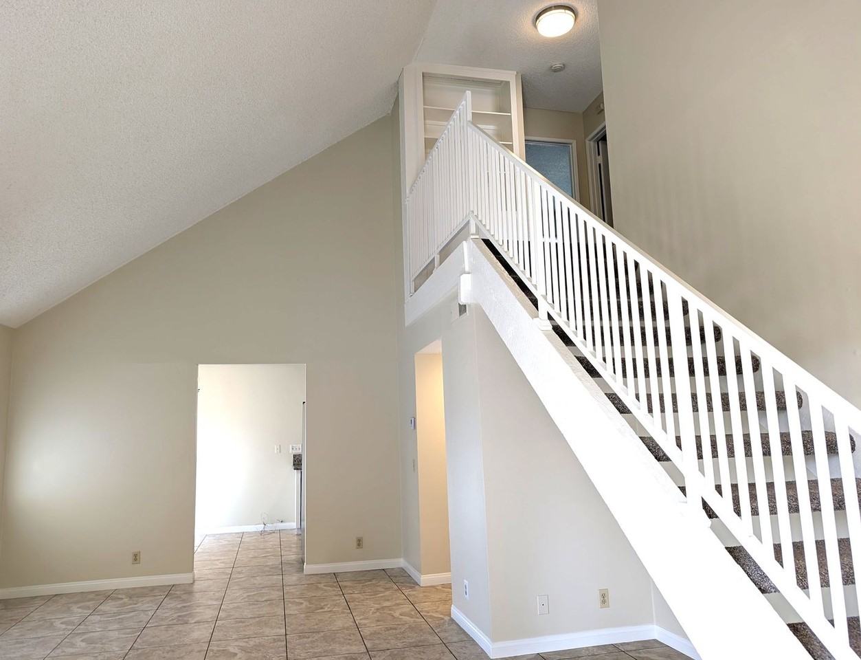 3107 Fernwood Ct - Photo 6 of 33