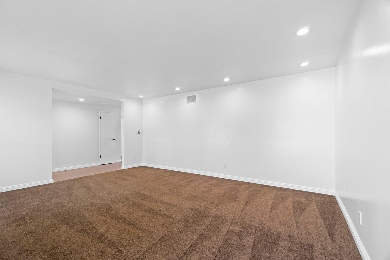 777 W Casmalia St - Photo 6 of 20