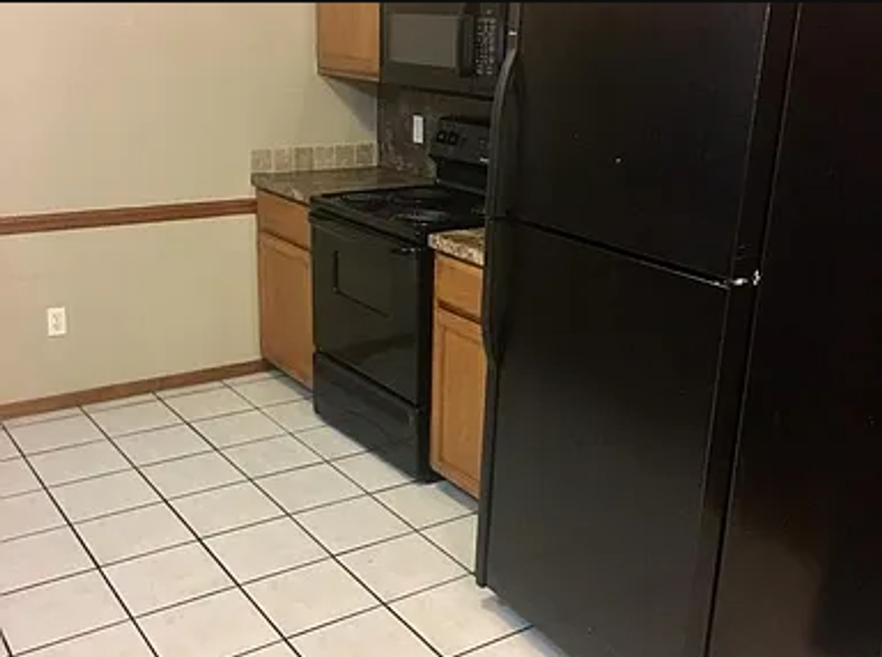 1307 N Willow Dr - Photo 5 of 15