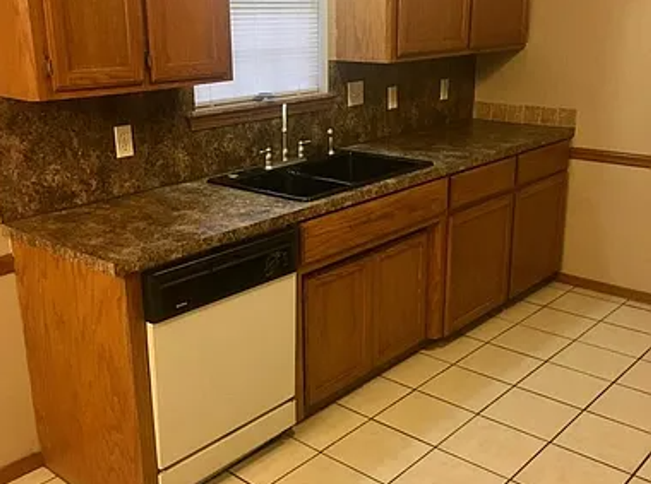 1307 N Willow Dr - Photo 6 of 15