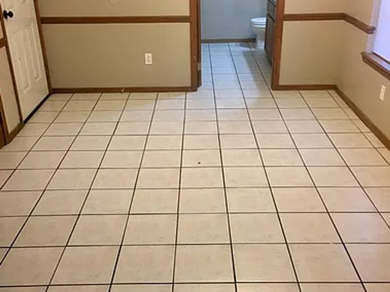 1307 N Willow Dr - Photo 7 of 15