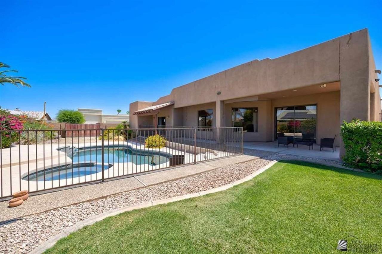 10334 S Sunup Ave - Photo 2 of 23