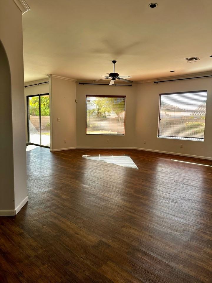 10334 S Sunup Ave - Photo 4 of 23