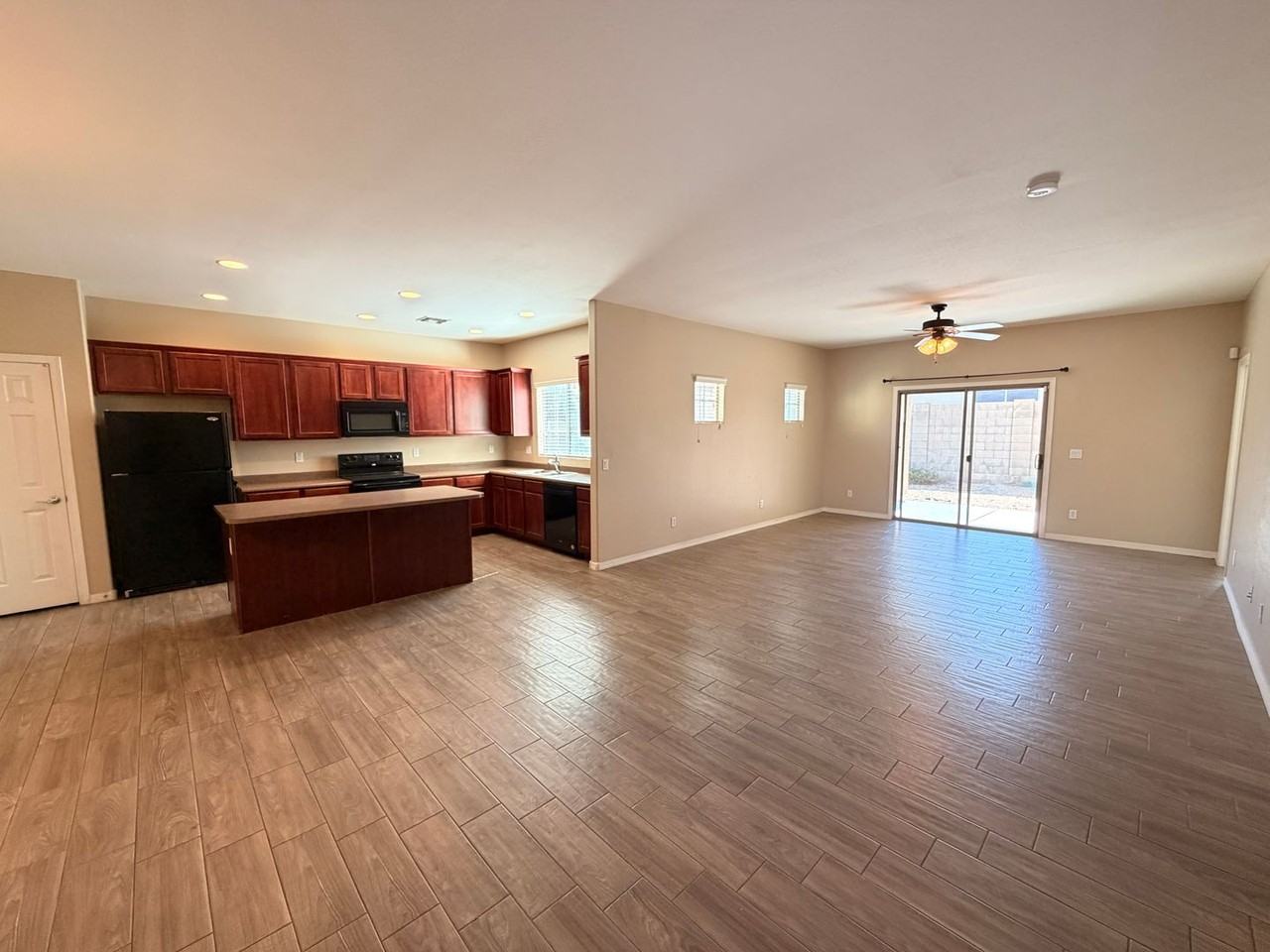 4929 W Fawn Dr - Photo 2 of 21