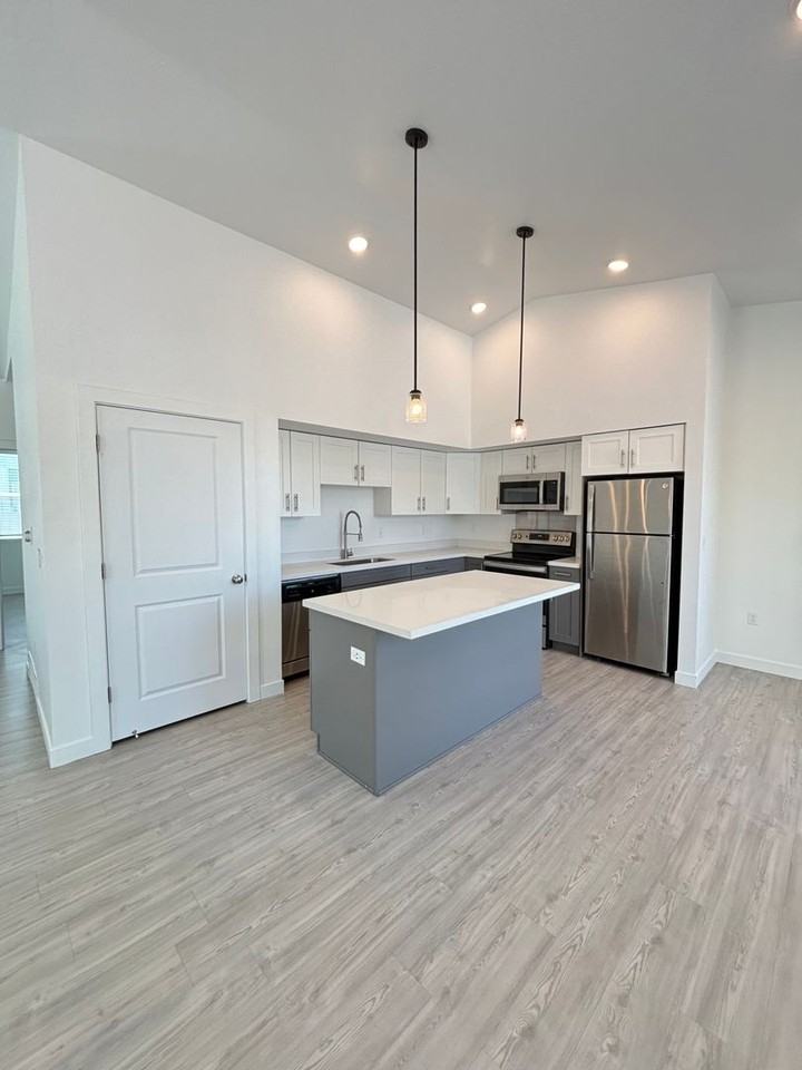 Woods Rose Townhomes - Photo 3 of 50