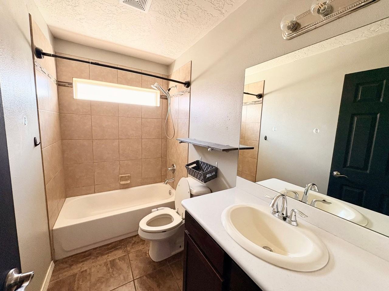 4626 N Backstretch Rd - Photo 6 of 13